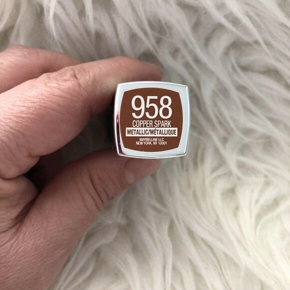MAYBELLINE ColorSensational Metallic Lipstick 958 Copper Spark - Picture 1 of 2